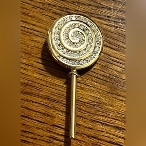 Krementz Spiral Brooch